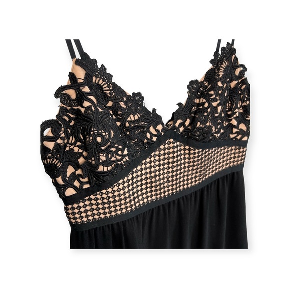 Theory Melaena Elevate Crepe Dress - Picture 5 of 9